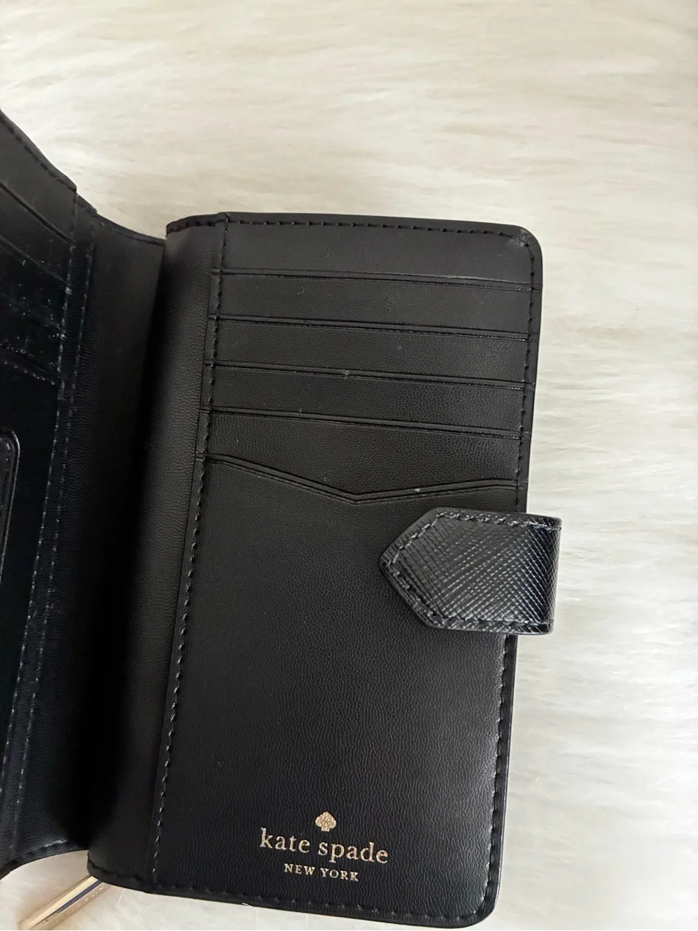 Kate Spade bifold wallet